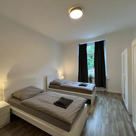Apartment Three-bedroom In Center *