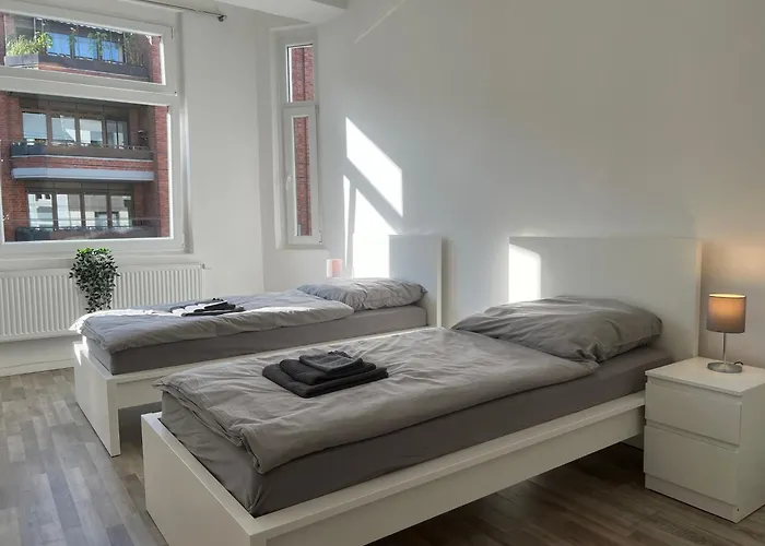 公寓 Three-bedroom In Center