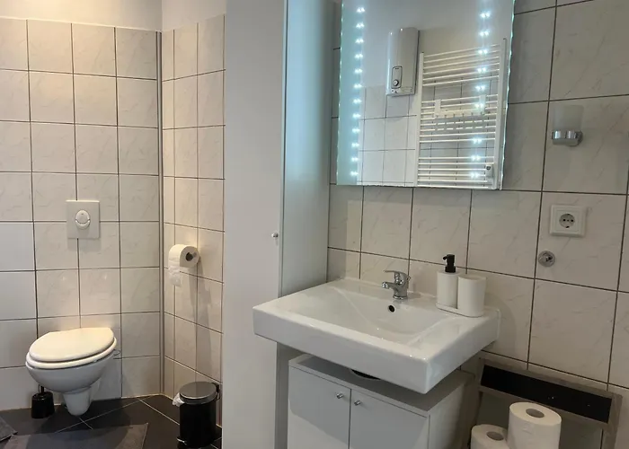 公寓 Three-bedroom In Center